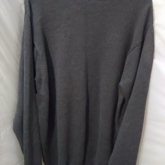 Izod Long Sleeve Men's Sweater Color Gray Size XL - Picture 2 of 5